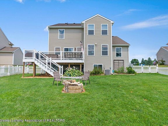 4th image of 4237 Black Cherry Ln