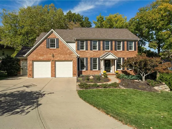 5701 NW Spinnaker Point, Kansas City, MO 64152