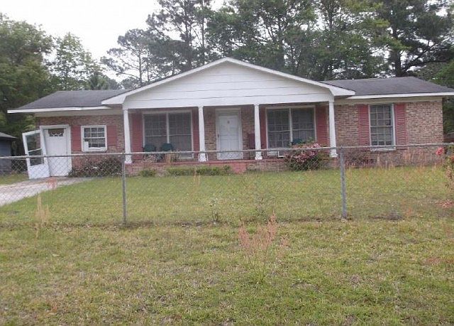 2nd image of 1011 Bunche Dr