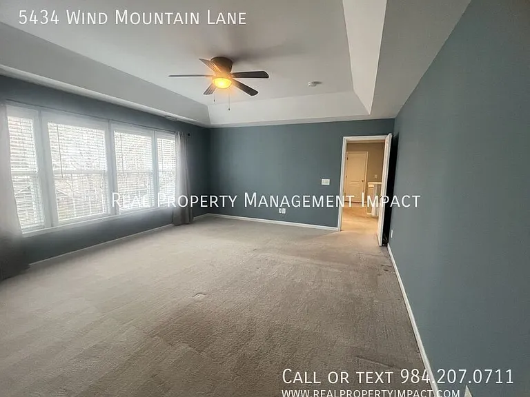 5434 Wind Mountain Ln — Photo 33