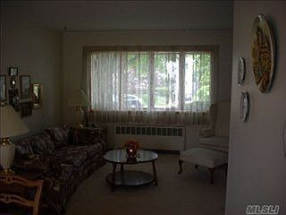 2nd image of 3975 Daleview Ave