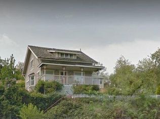 1035 N Main St, Ashland, OR 97520