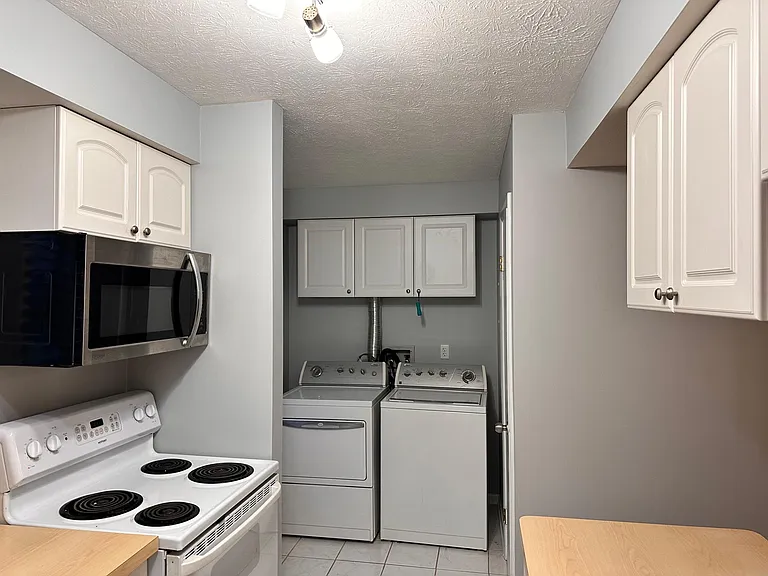 Main level laundry
