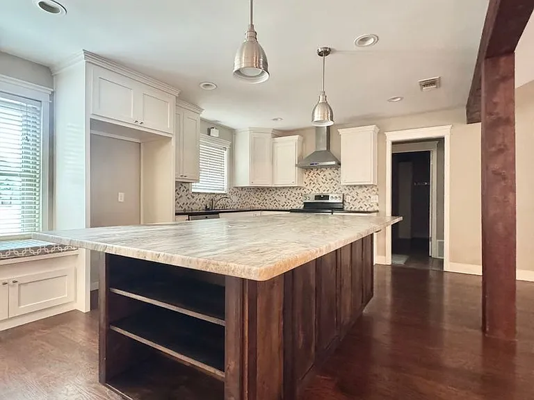 3330 Briargrove Ln — Photo 8
