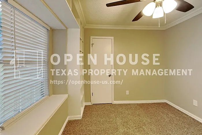 8018 Blackfin Dr — Photo 16