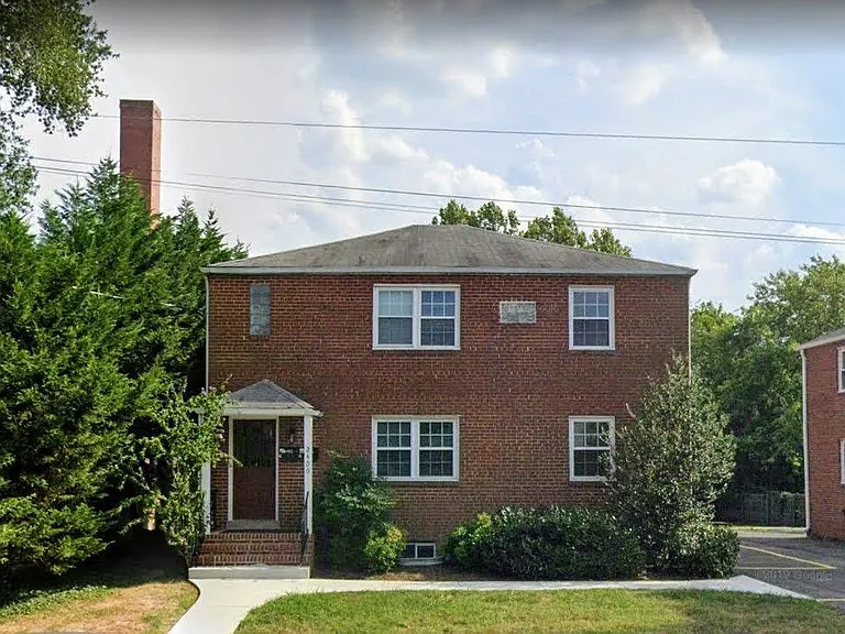 2400 3rd St N #2 — Photo 2