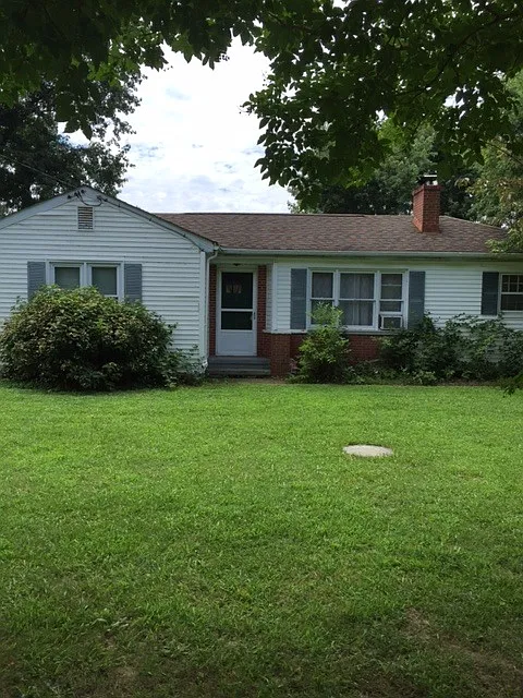 118 Baltimore Dr photo 1