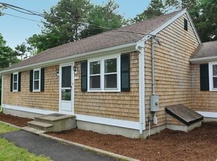 15 Dove Ave, Wareham, MA 02571