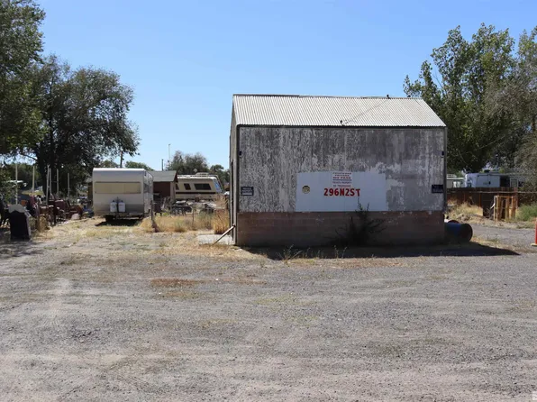 296 N 2nd St, Battle Mountain, NV 89820