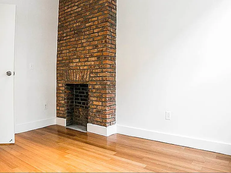 288 Troutman St #2L — Photo 2