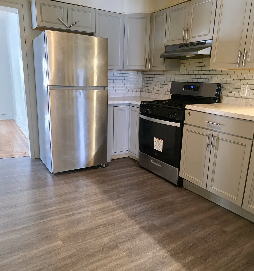 2 bed, 800 sqft, $800 — Photo 3