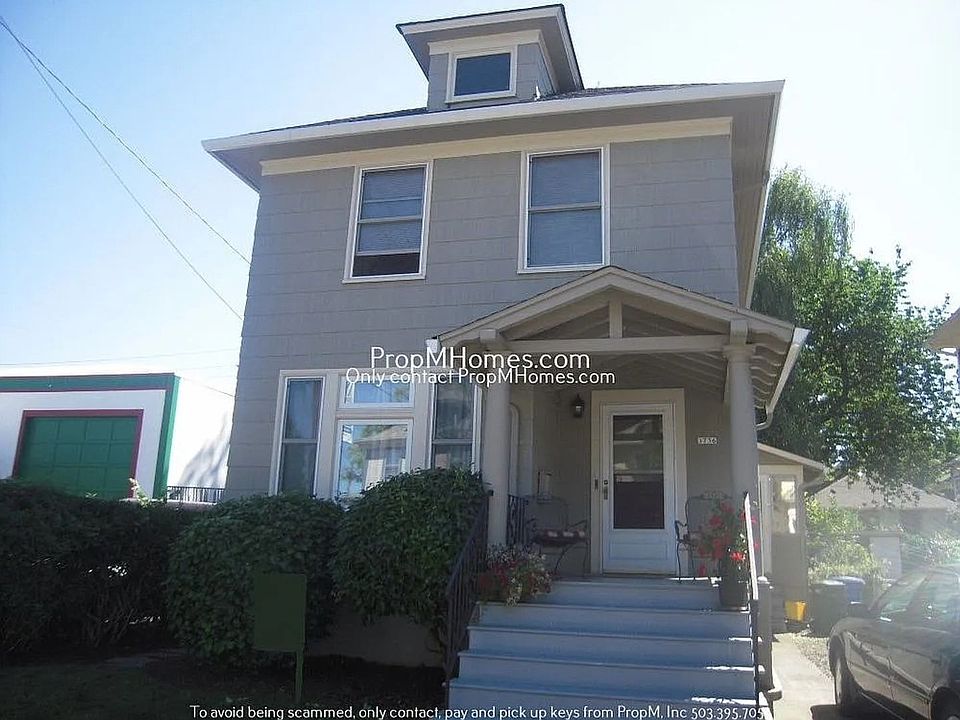1st image of 3736 SE Belmont St