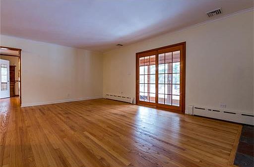 4th image of 101 Bennetts Ln