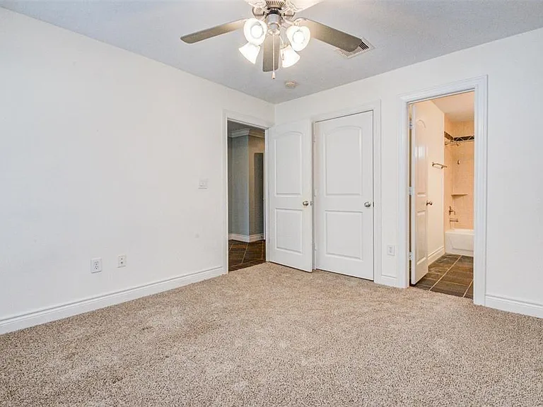 1507 Paige St — Photo 8