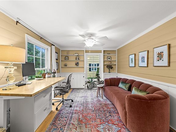 4th image of 21975 Calverton Rd