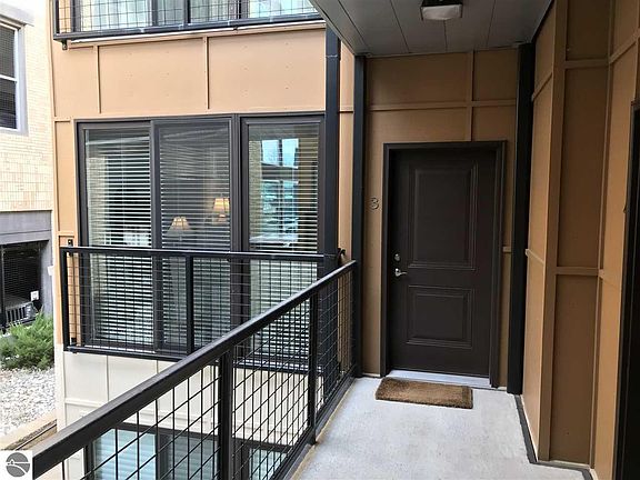 2nd image of 119 E 8th St APT 3