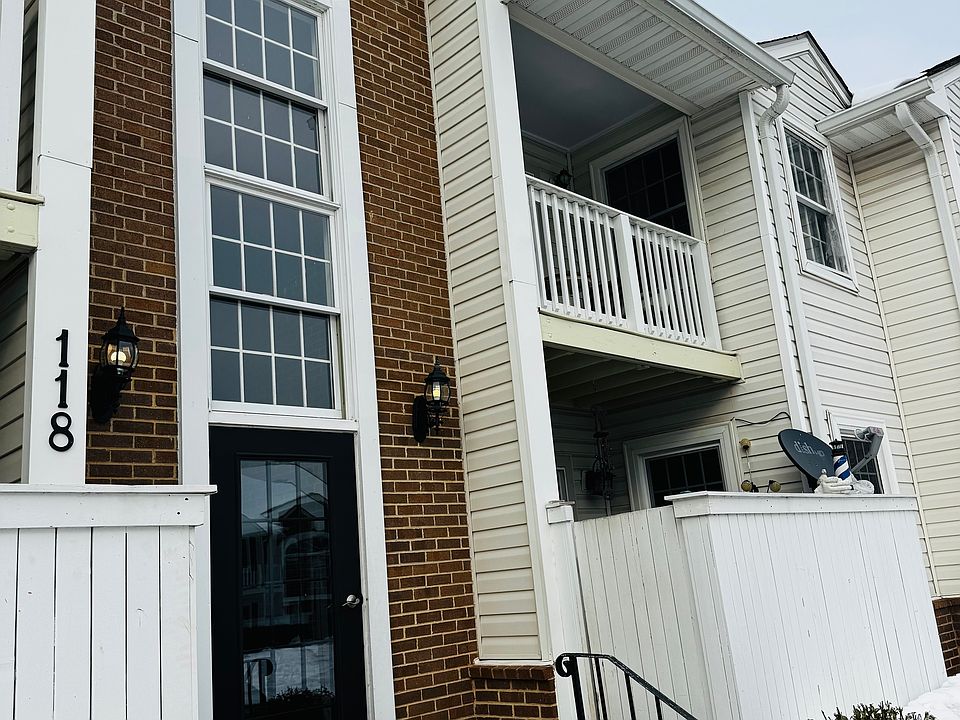 1st image of 118 Westwick Ct Unit 3