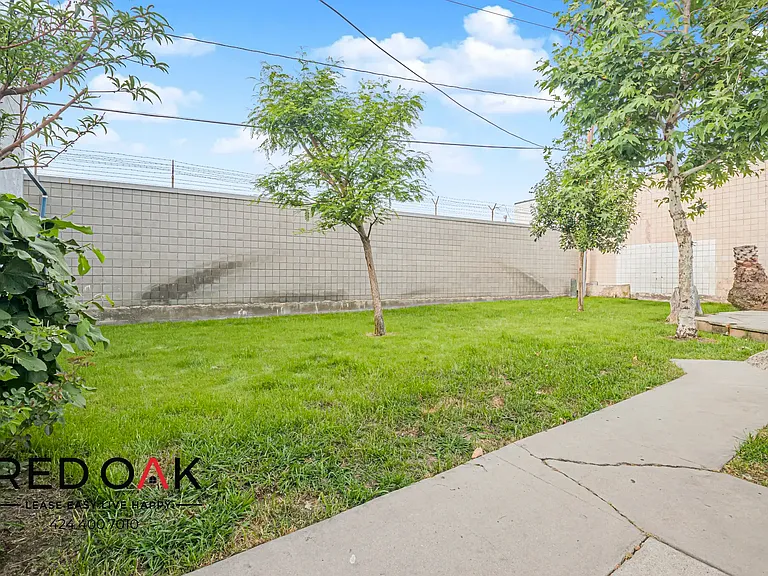 2828 Consol Ave #15B — Photo 8