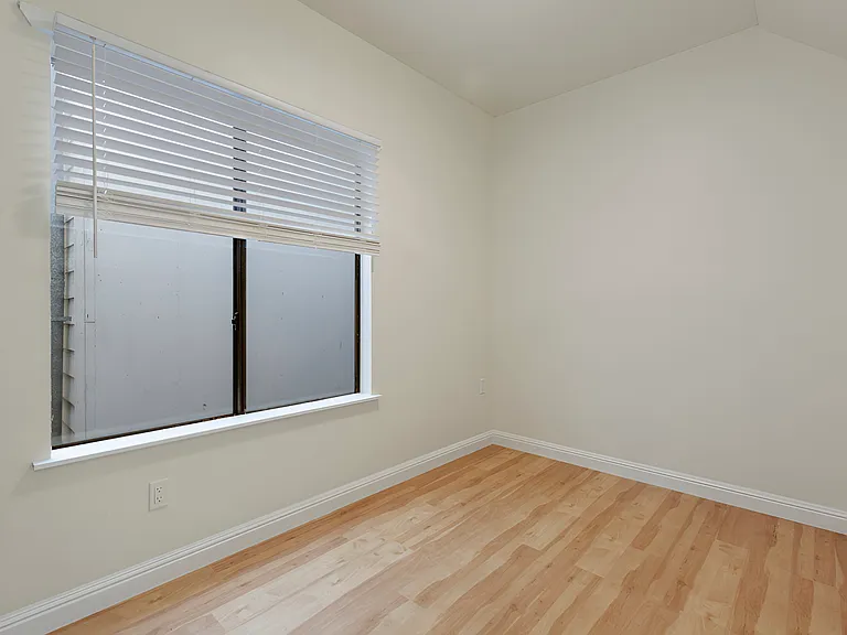 346 Shotwell St #346 — Photo 10