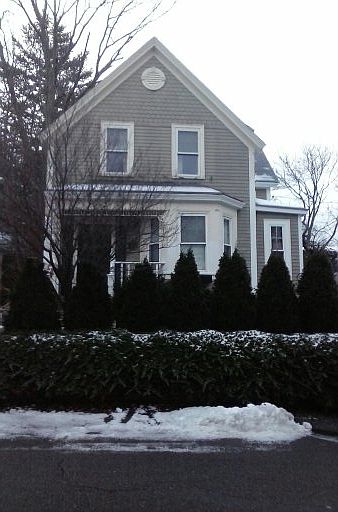 2nd image of 17 Windsor Ave