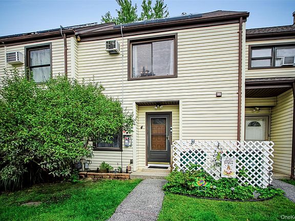 3rd image of 4 Sycamore Drive