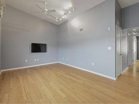 2nd image of 2200 Dickson Dr APT 202