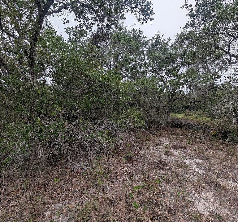 1st image of 0 S 8th St