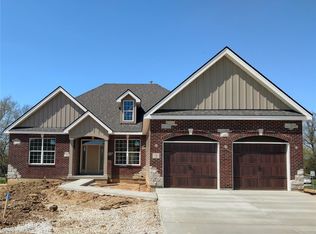 1 Forst Manor Ct, O Fallon, MO 63368