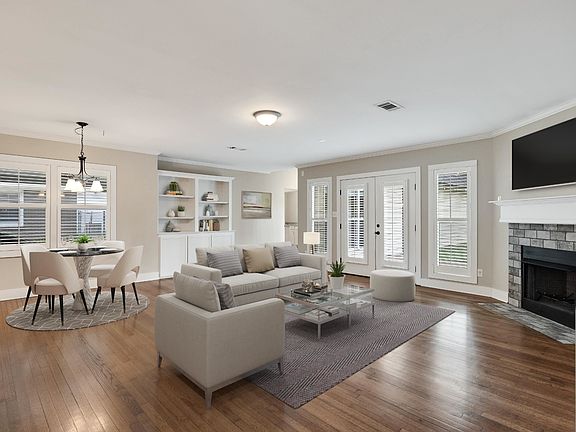 3rd image of 4543 Charleswood Ave
