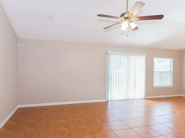 8073 Leafcrest Dr — Photo 3
