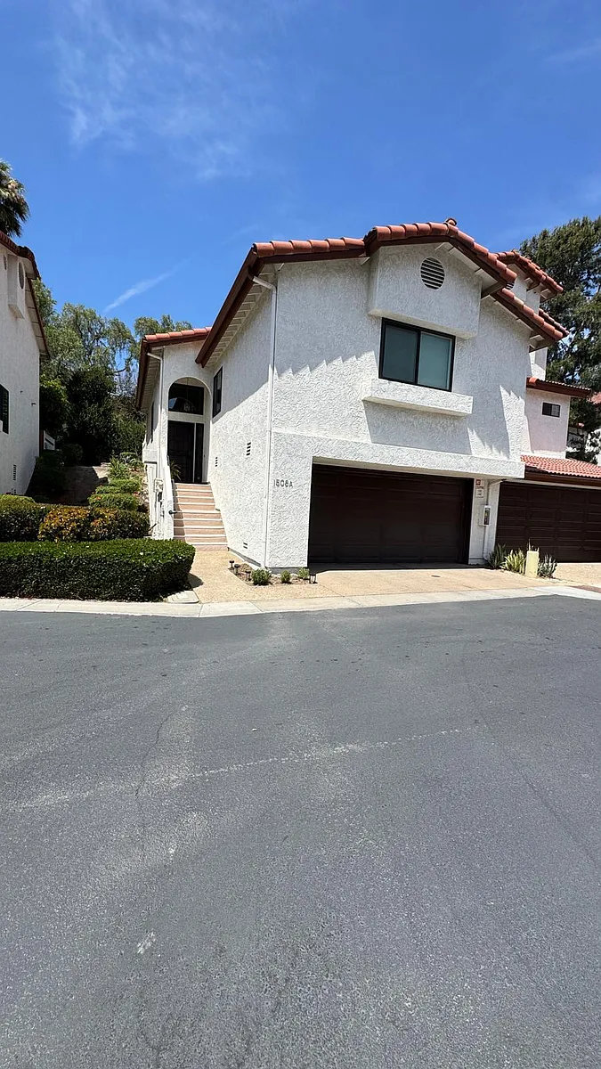 Building Photo - 1508 Apache Dr #A