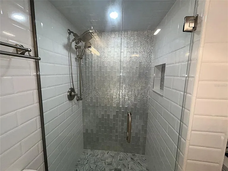 7625 Sun Island Dr S #108 — Photo 23