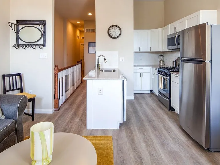 5705 Fox Hollow Dr — Photo 98