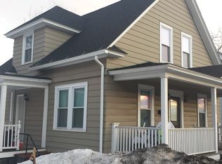 625 Sunderland Rd, Worcester, MA 01604