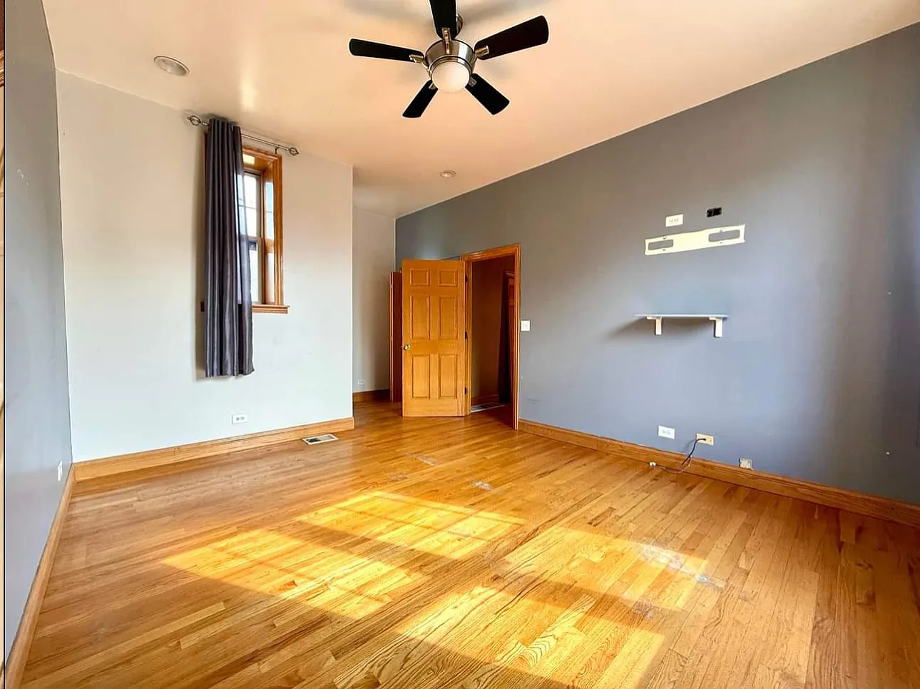 4 bed, $2,200 — Photo 3