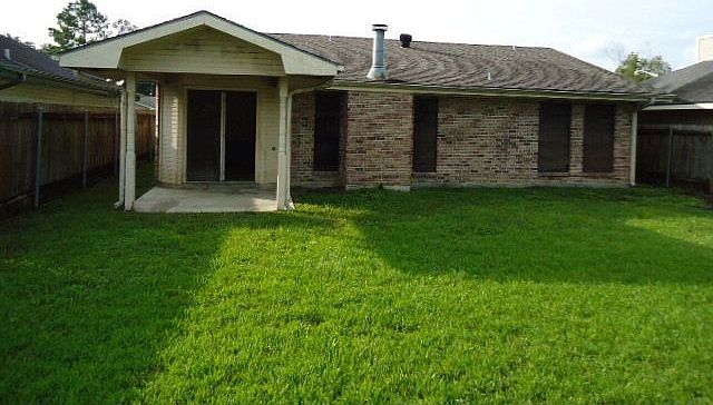 2nd image of 414 Woodfield Blvd