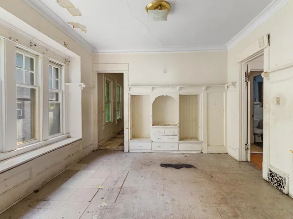 2573 North 45th STREET, Milwaukee, WI 53210