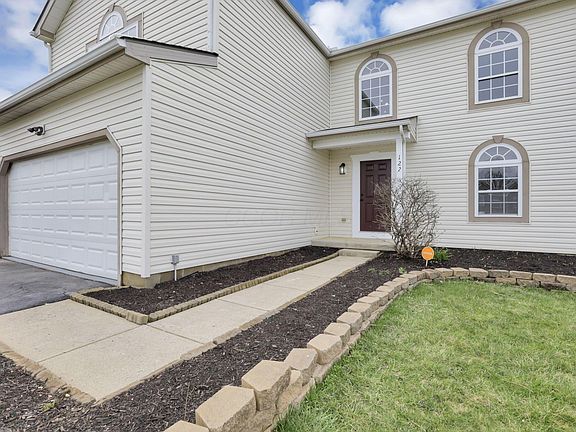 5th image of 122 Spring Flower Way