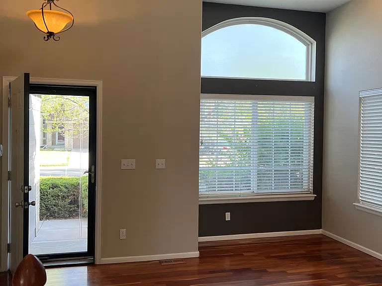 15970 Hedgeway Dr — Photo 14