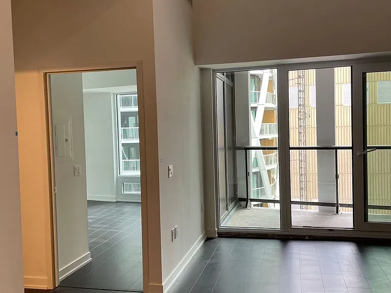 121 Saint Patrick St #1109 — Photo 3