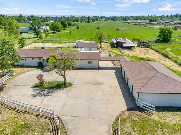 8731 Bader Rd, Elk Grove, CA 95624