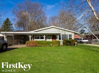 809 N Latham St, Sandwich, IL 60548