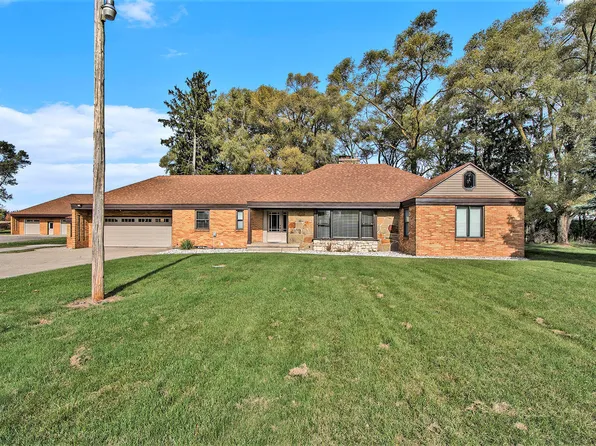 333 E 120th St, Grant, MI 49327