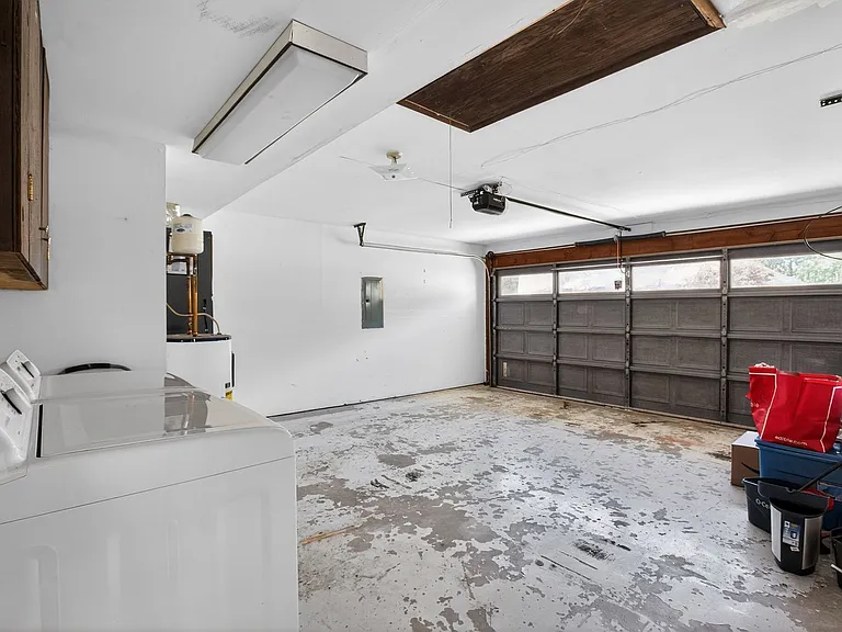 47950 Mayflower Dr — Photo 15