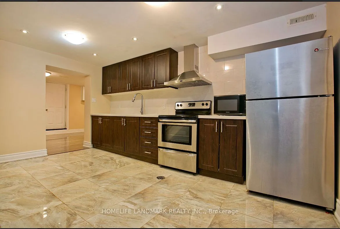 2 bed, $1,950 — Photo 1