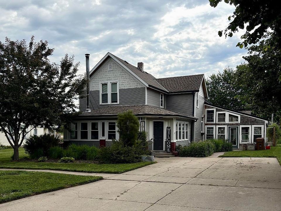 1st image of 1014 N Carroll St