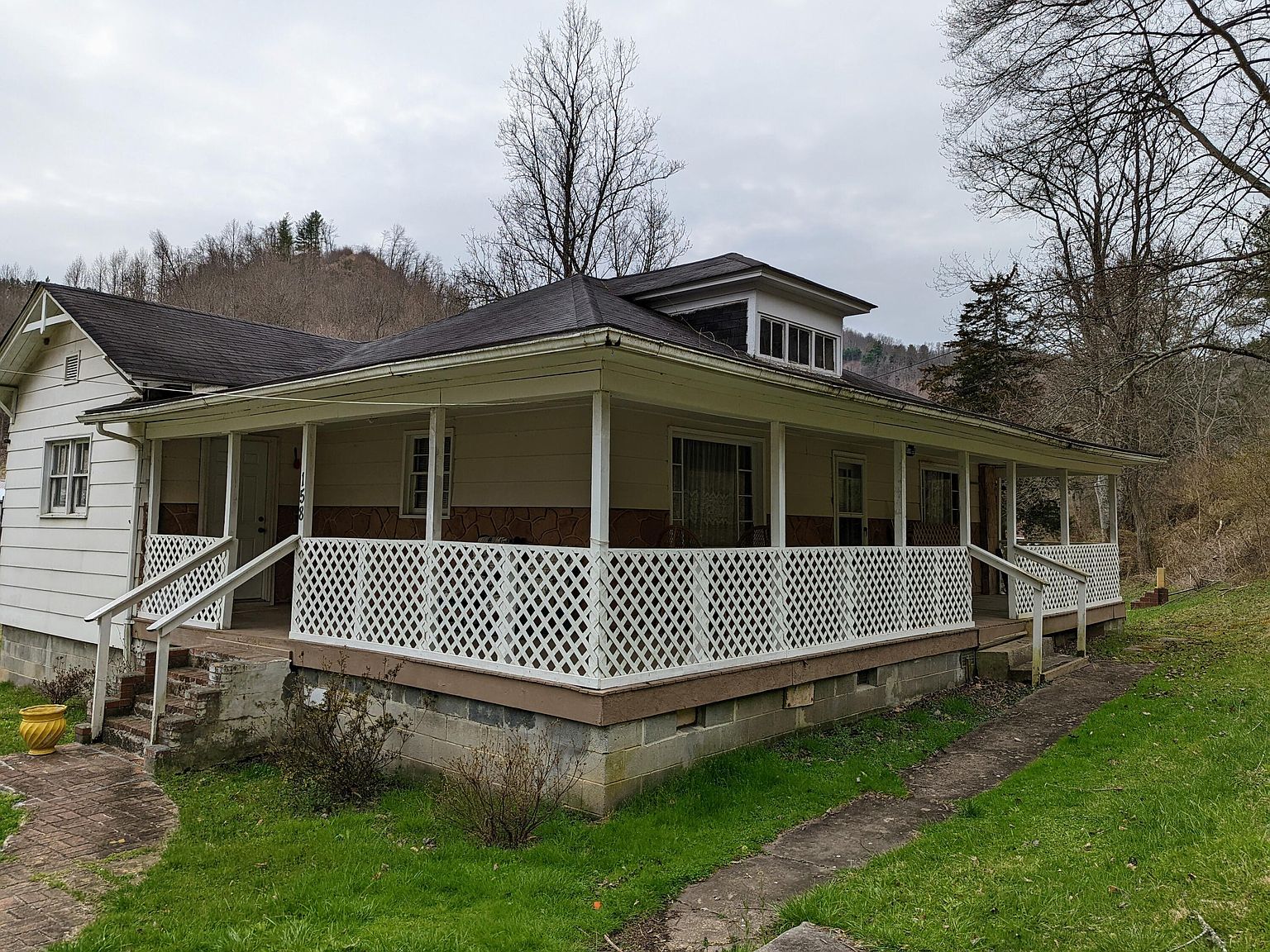 158 Elkins Ln, Clintwood, VA 24228 Zillow