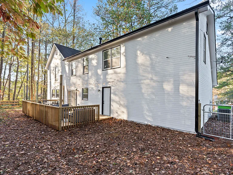4124 Gregory Manor Cir SW — Photo 10