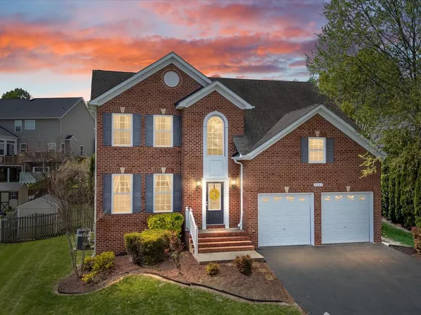 3683 Middle Ground Ct, Chesapeake Beach, MD 20732