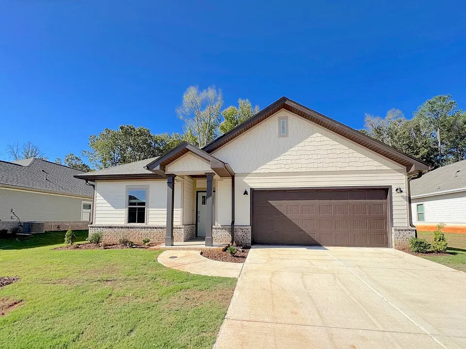 14995 Greenleaf Dr